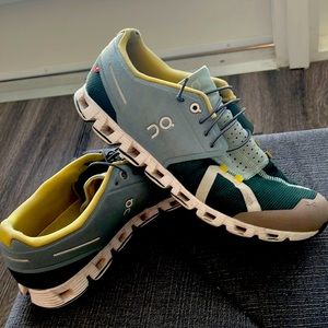 On Running - USED US 11